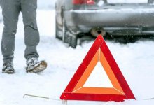 Иностранца, зажатого в машине рядом с полыхающим авто, спасли в Актюбинской области (ВИДЕО)