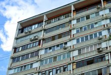 Снег с крыши разрушил кондиционер: чем закончился суд в ЗКО