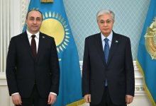 Токаев принял главу МВД Грузии Гелу Геладзе