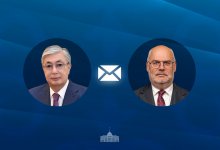 Токаев поздравил Алара Кариса с Днем независимости Эстонии