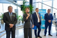 В Уральске члены Общенациональной коалиции обсудили проект новой Конституции с медиками ЗКО