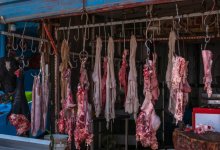 Более 700 подозрительного мяса уничтожили в Астане (ВИДЕО)