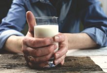 С чем пить кефир и когда это делать: советы эксперта