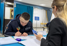 Гвардеец впервые проголосовал в свой день рождения