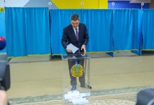 Олжас Бектенов проголосовал на референдуме