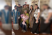 Гвардейцы поздравили 103-летнего ветерана войны с Көрісу күні в Усть-Каменогорске