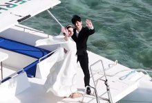 Молодожены в Мангистау приплыли на референдум по Каспию и сняли love story