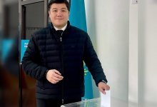 Турсынбек Кабатов отдал свой голос на референдуме