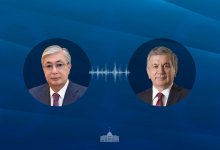 Президент Узбекистана поздравил Токаева с успешным проведением референдума