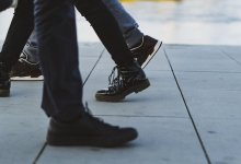 Названы признаки, когда отеки ног требуют визита к врачу