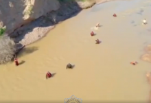 Спасатели бросаются в бурную реку Келес в поисках утонувшего ребенка