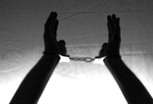 Годы в бегах закончились: подозреваемого в финпирамиде вернули в Казахстан