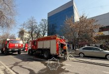 Два человека пострадали при пожаре в Алматы