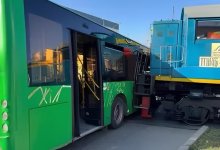 ДТП с участием поезда и автобуса произошла в Алматинской области