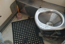 Казахстанку облило содержимым туалета в поезде Астана – Петропавловск