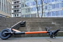 Карагандинца избили за попытку помочь подростку на переходе