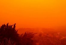 Небо стало кроваво-красным: песчаная буря накрыла Анталью