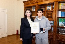 Дастан Сатпаев получил молодежную премию "Дарын"