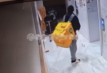 Справил нужду в коляску: Glovo отреагировала на скандал с курьером в ЖК Алматы