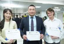 Карагандинские госслужащие приняли участие в проекте "Читающая нация"