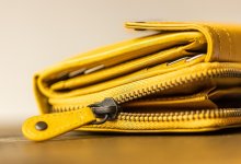 Почему задержались выплаты по уходу за ребенком в Казахстане - ответ Минтруда