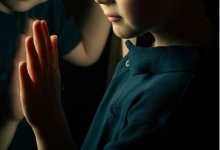 5-летний ребенок выпал из окна шестого этажа и погиб в Степногорске