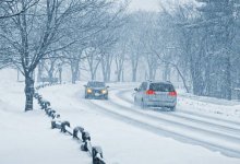 Ограничения для транспорта на летних шинах ввели на трассах ВКО (ВИДЕО)