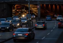 Опасные гонки устроили водители в Алматы