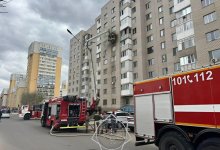 В Астане загорелась квартира в десятиэтажном доме