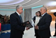 Юрта, мода и цифровое искусство: что увидел Токаев в новом креативном пространстве