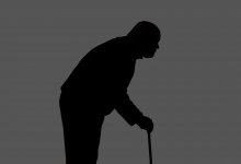 83-летняя пенсионерка до смерти забила супруга после насмешек