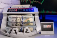 Курсы валют обновили обменники в Казахстане