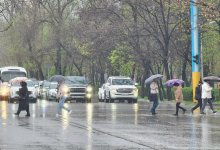 Алматы сначала зальет дождями, а затем потеплеет до +29