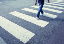 Ребенка на пешеходном переходе сбил водитель внедорожника в Актау (ВИДЕО)