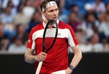 Бублик вышел в полуфинал турнира ATP в Швейцарии