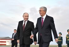 Токаев лично встретил Владимира Путина в аэропорту
