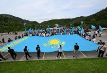 В Алматы торжественно подняли Государственный флаг в честь Дня символов