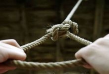 Мужчина накинул петлю на шею женщины и пытался задушить в Шамалгане (ВИДЕО)