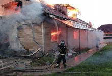 Три газовых баллона вынесли из горящего частного дома в Кокшетау