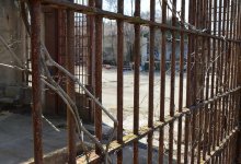 Осужденные вымогали деньги и избивали сокамерников в Алматинской области