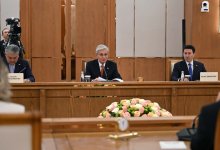 Токаев и Милатович провели переговоры в расширенном составе