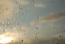 Тучи сгущаются: на Алматы надвигаются дождь и гроза