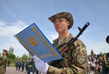 Более 21 тысячи казахстанцев призвали в армию по итогам весенней кампании