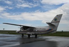 Самолет приземлился на трассу в Атырауской области