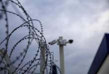 Мобильные телефоны в хлебе пытались передать осужденному в колонию ВКО