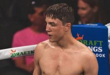 Казахстанский боксер нокаутом выиграл два титула в США