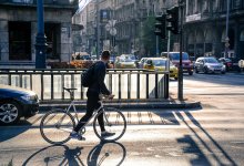 Карагандинец на краденом велосипеде ограбил пенсионерку
