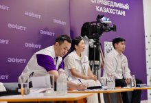 Партия "Әділет" представила нефтяникам Жанаозена программу развития отрасли
