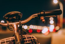Перелом челюсти: велокурьер жестко сбил 12-летнюю девочку в Актобе
