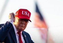 Трамп опубликовал свое ИИ-фото с инопланетянином